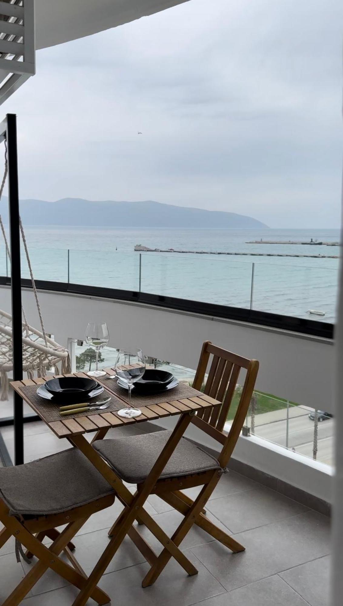 Leilighet U N I Q U E By Sea View *